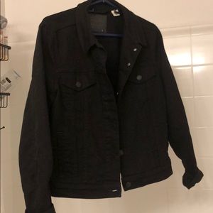 True Black - Levi’s trucker jacket